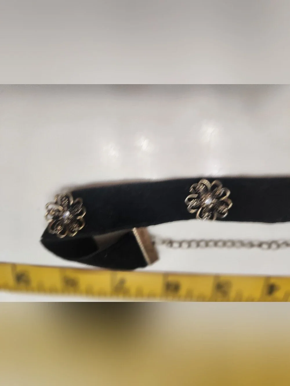 VINTAGE 90s Whimsigoth Black Velvet Flower Choker Necklace